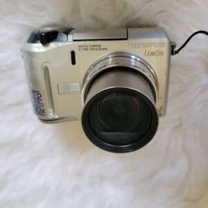 Olympus CAMEDIA C-740 Ultra Zoom 3.2MP Digital‎ Camera Untested Turns On